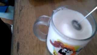 Aerolatte Review Frothing Cold Milk In Under 1 Minute [upl. by Domingo200]